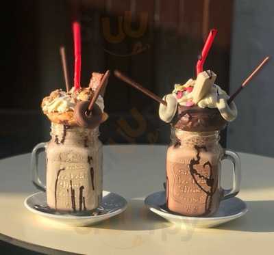 Ferretti Gelato E Caffe