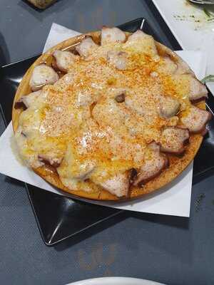 Atípiko Tapería Bar