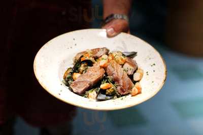 La Taberna De Las Quince Letras