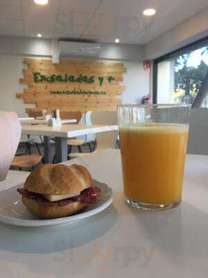 Ensaladas Y + Hospitalet