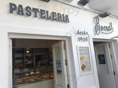 Pasteleria Bernal