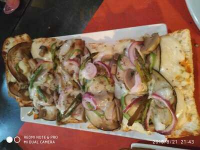 Talos Bar Restaurant Lounge Jardí