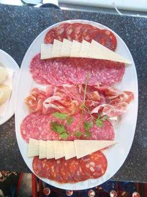 Toro Tapas & Grill - Photo 7