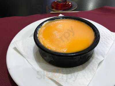 Restaurant Robert's Bar Cafeteria