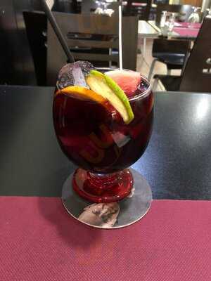 Restaurant Robert's Bar Cafeteria