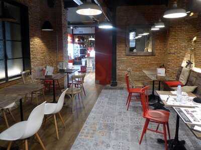 Santa Teresa Shop Avila