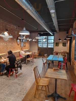 Santa Teresa Shop Avila