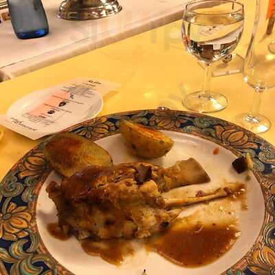 Travé Hotel - Restaurante