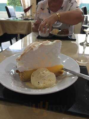 Manhattan Restaurant