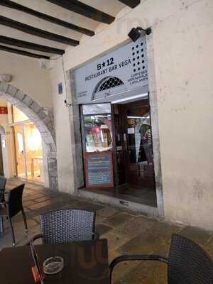 B12 Restaurant Bar Vega
