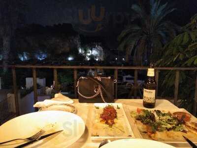 Jacaranda Puerto Restaurante