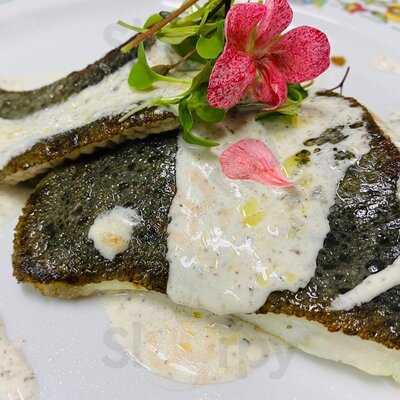 Jacaranda Puerto Restaurante