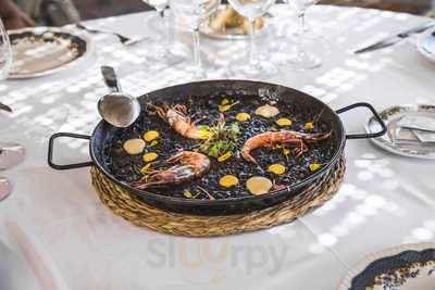 Jacaranda Puerto Restaurante