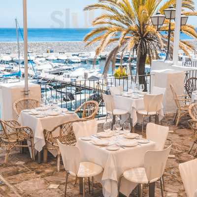 Jacaranda Puerto Restaurante
