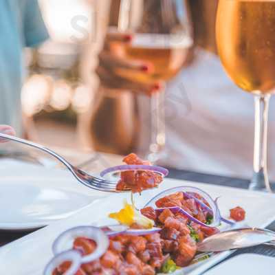 Jacaranda Puerto Restaurante