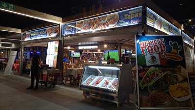 El Pescador 11 Restaurant