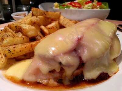 Rbk Raj’s Bar & Kitchen