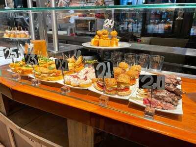 Baztan Pintxos & Bar