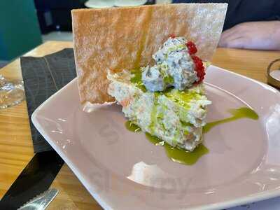 BulÉ Bar Genuino & Café