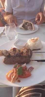 Patchwork Roof Top Restaurant Sa Punta