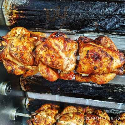 Asador De Pollos Manuel Rodriguez