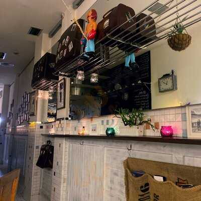 Ambigú Estación Coffee & Casual Food