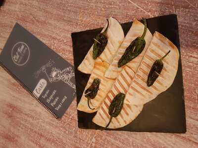 Cal Toni · Dinner & Drinks