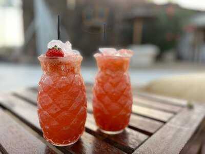 Beach Bar Melia Salinas