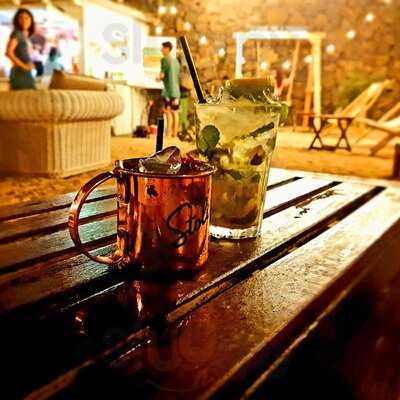 Beach Bar Melia Salinas