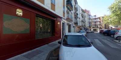 Mansabora Tapas & Gin Club