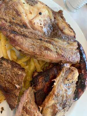 Oira Praia Restaurante