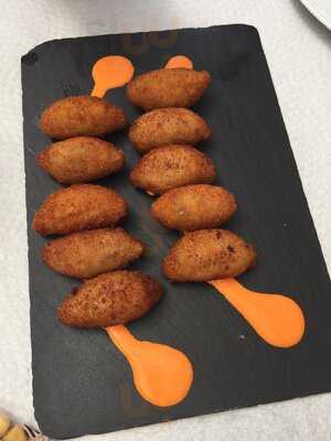 La Taperia Grupo A La Brasa