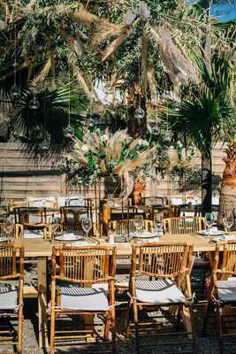 Costacabria Restaurante En El Mar