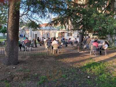 Los Metros Que Nos Faltaban