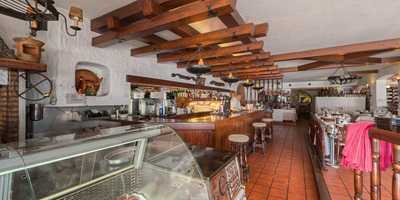 Restaurante La Cascada Puerto - Restaurante Bodega