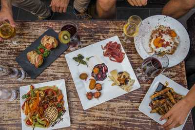 Restaurante Bandera Tapas Y Copas