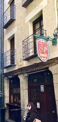 Bar Taberna Rubi - Photo 7