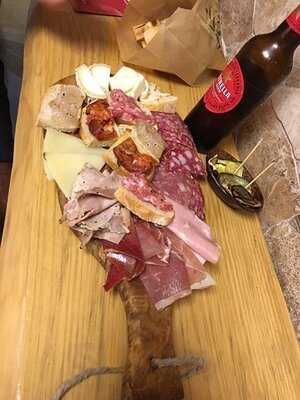 Savoi Stuzzicheria E Paninoteca