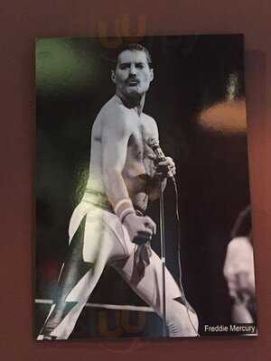 Le Clan Música Y Tapas