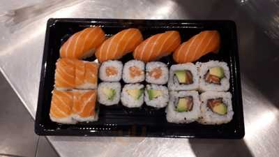 Sushi Y Wok
