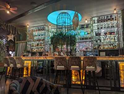 Kentia, Gourmet Club