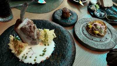 Kentia, Gourmet Club