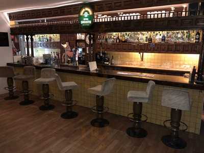 Los Freidingos Food & Bar