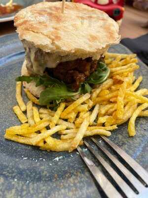 Mäjareta Neotaberna