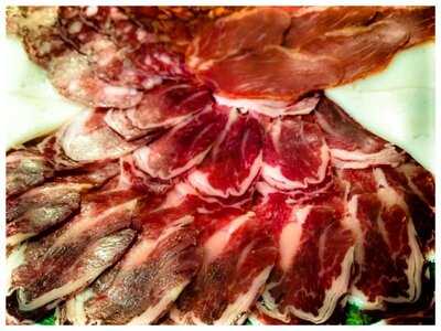 Pantaiberic Delicatessen