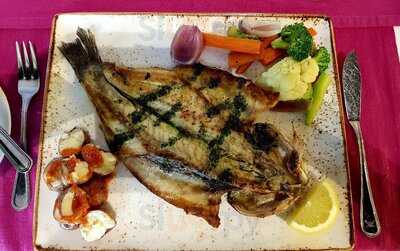 Seasoul Restaurant & Lounge