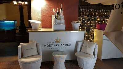 Seasoul Restaurant & Lounge