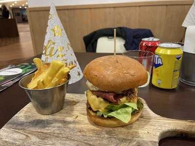 Sandwich Salads La Farga