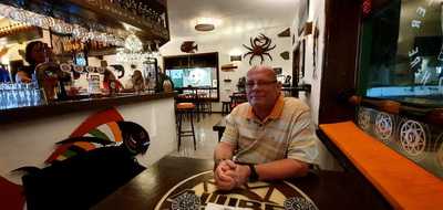 Los Aljibes Tap Room