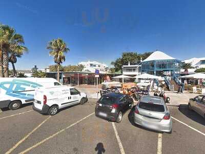 The Bandstand Cafe Bar